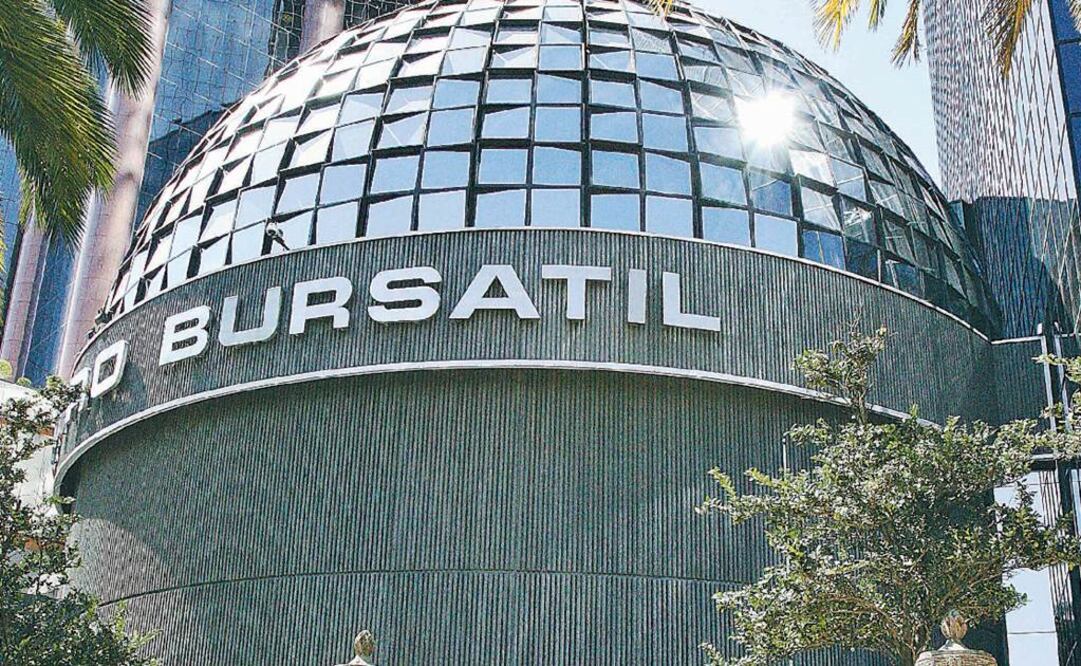 Bolsa mexicana cae 2.09% a su menor puntaje en cinco años