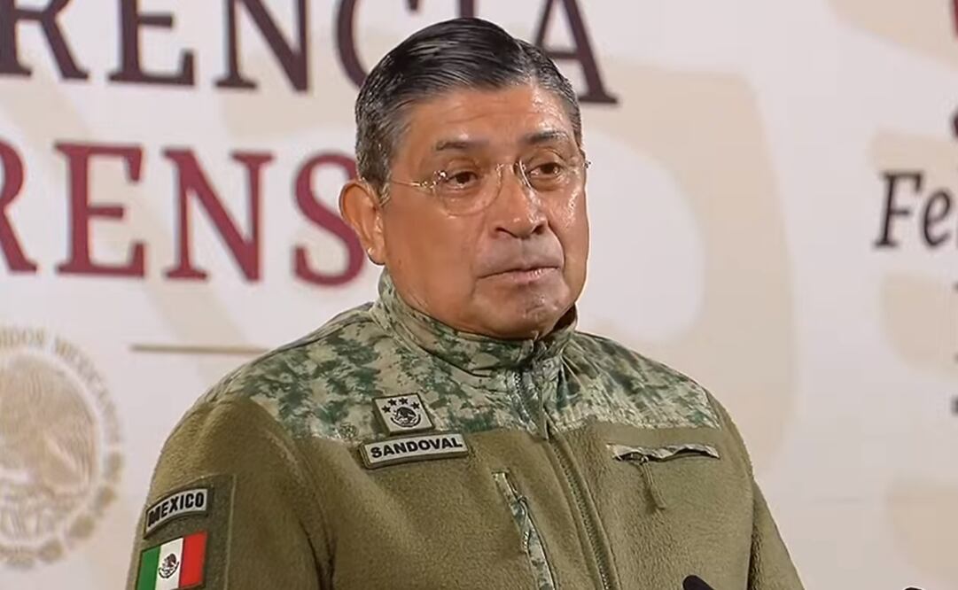 En un video presentado en el Salón Tesorería, Luis Cresencio Sandoval resaltó lo que han hecho los militares “para México”. Foto: Captura.