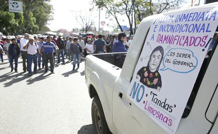Marcha Sección 22 de Santa Lucía del Camino al centro de Oaxaca