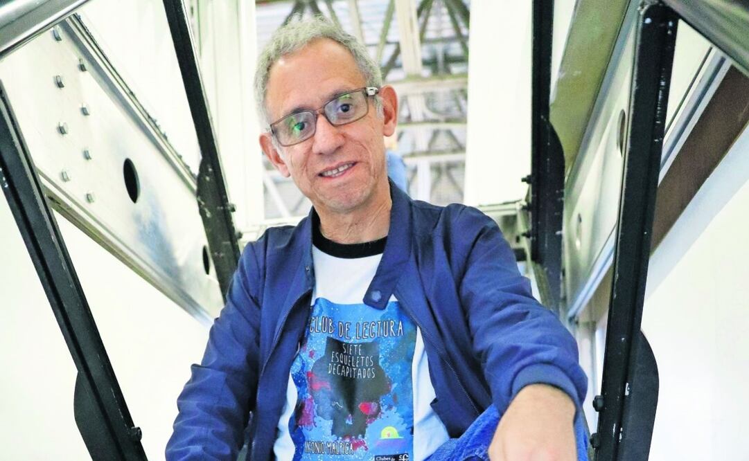 Antonio Malpica es autor de la saga El libro de los héroes. Foto: Fernanda Rojas | El Universal