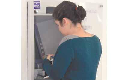 Amplían apoyos a deudores de la banca; ponen condiciones