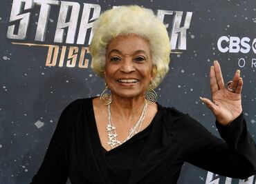 Las cenizas de Nichelle Nichols, actriz de "Star Trek", viajarán al espacio