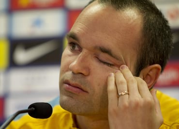 France Football ofrece disculpas por no otorgar Balón de Oro a Iniesta