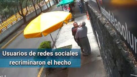 Sujeto golpea a mujer y a un adulto mayor sólo por caminar