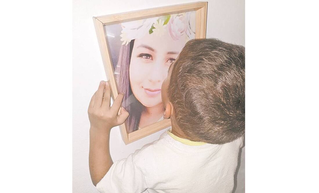 Pie pequeño, como le decía su madre, tenía tres meses cuando falleció Lupita. Foto: Especial.