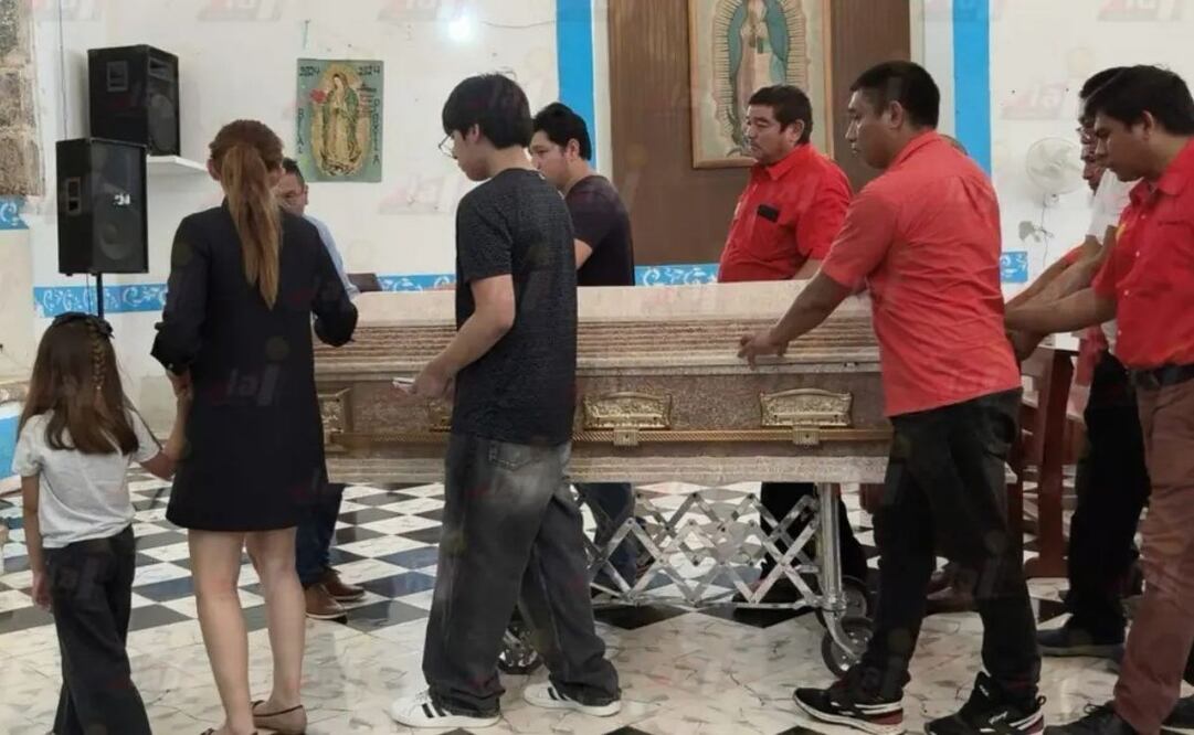 Sepultan a víctimas de accidente en carretera Mérida-Campeche (15/09/2025). Foto: Especial