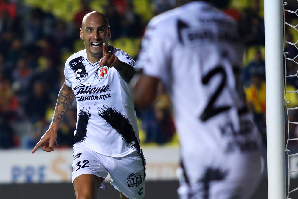 Ariel Nahuelpan en festejo de gol durante el juego de Copa MX. FOTO/IMAGO7