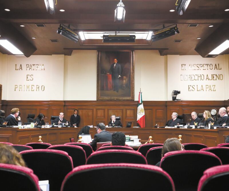 La mayoría de los integrantes del pleno de la Suprema Corte de Justicia de la Nación (SCJN) se pronunció en contra de un proyecto de resolución que pretendía negar el amparo a EL UNIVERSAL, en un caso de derecho de réplica. DIEGO SIMÓN. EL UNIVERSAL