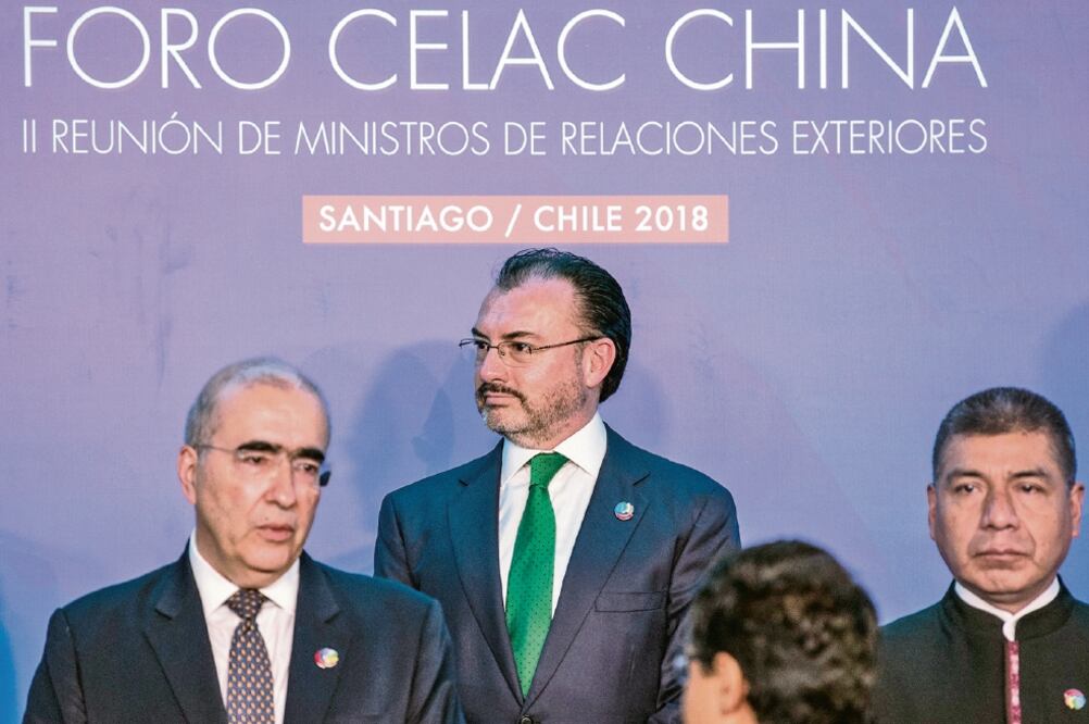 Colaboración internacional. El canciller mexicano Luis Videgaray participa en el foro presidido por la presidenta de Chile, Michelle Bachelet. Foto: ARCHIVO EL UNIVERSAL