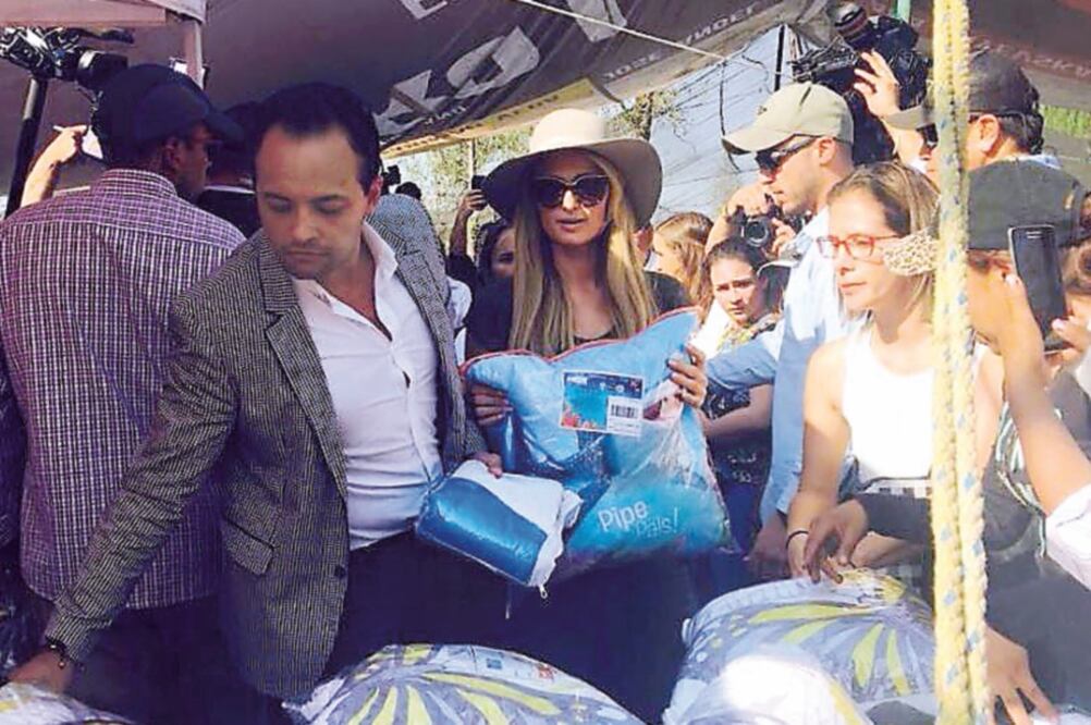 Convivencia. Entregó cobijas, ropa y juguetes, entre otras cosas, a damnificados del sismo en San Gregorio (FOTOS: CORTESÍA)