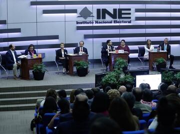 Candidato al Senado del Panal propone "Ley Nalgas"