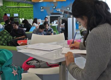 Aumenta número beneficiarios del programa Prepa Sí