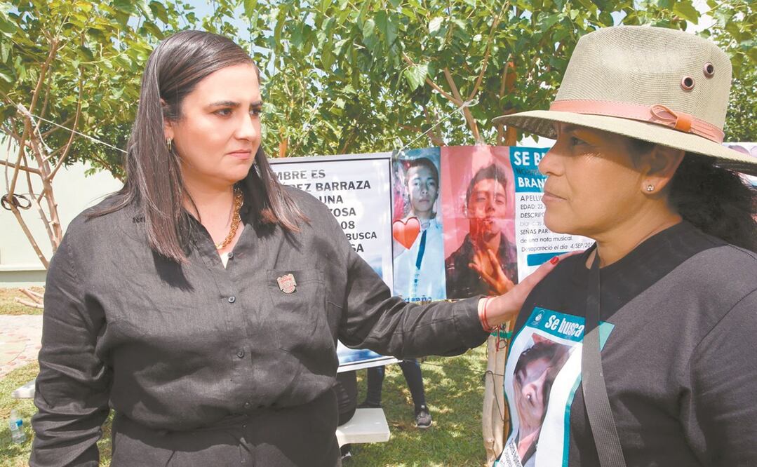 La alcaldesa inauguró el Memorial para Víctimas Desaparecidas en Baja California, donde escuchó algunos testimonios de las familias. Foto: Especial
