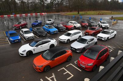 Los sistemas de infoentretenimiento más y menos distractores