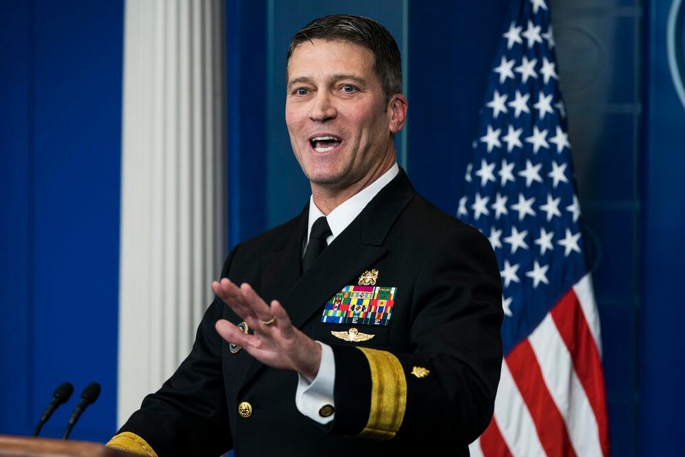 El médico de la Casa Blanca, Ronny Jackson (Foto: EFE)