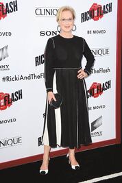 Streep apoya a guionistas