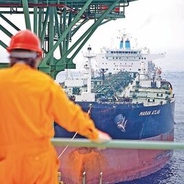 Moody’s: dejar de exportar crudo debilitará a Pemex