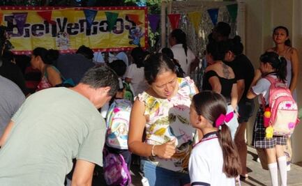 Arranca el ciclo escolar 2025-2026; miles de estudiantes vuelven a las aulas en todo el país