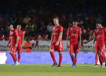 Jugadores de Veracruz cerca de irse a paro