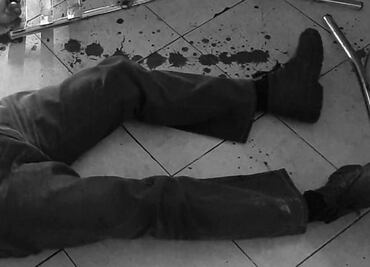 Encapuchado mata a hombre dentro de cocina económica en Neza