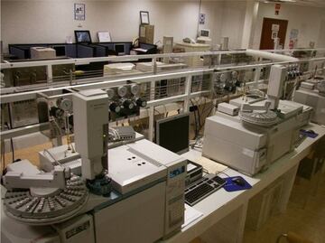 Laboratorio Conade, hermetismo ante cierre de actividades