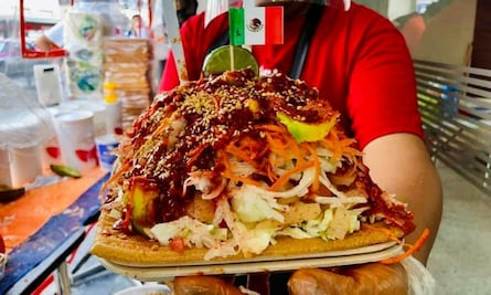 Conoce los chicharrones preparados de kilo y medio en la CDMX