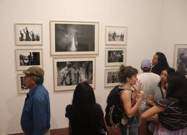 Con muestra de 300 fotografías, conmemoran en Oaxaca tres décadas de la lucha del EZLN