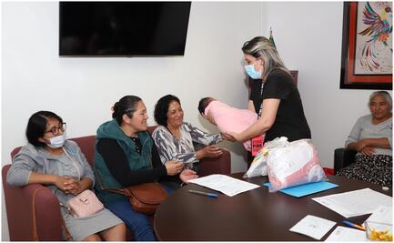 Recién nacida es regresada a su madre luego de que personal del DIF se la llevara