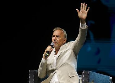Kevin Costner inspira en México Siglo XXI al reflexionar sobre su carrera: “Quiero definir la segunda parte de mi vida”