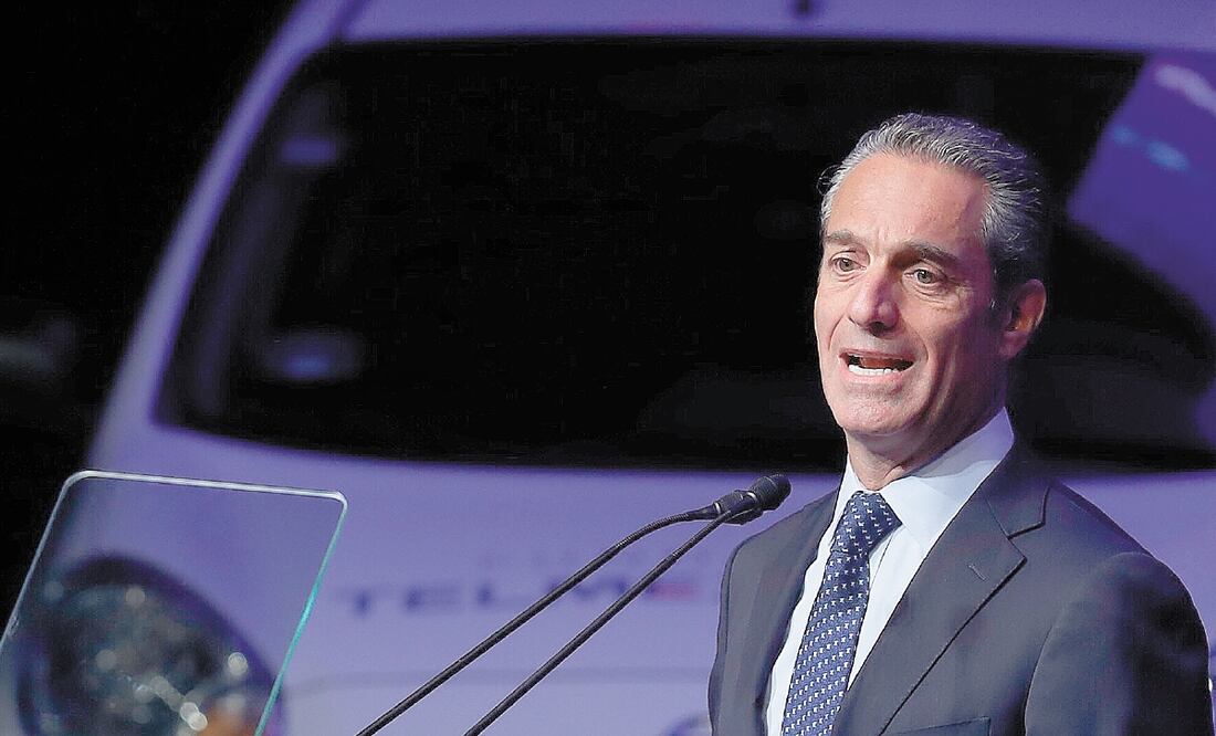 Slim Domit reafirma compromiso de Carso de invertir en el país