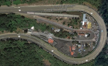 A qué velocidad se debe tomar la curva "La Pera"