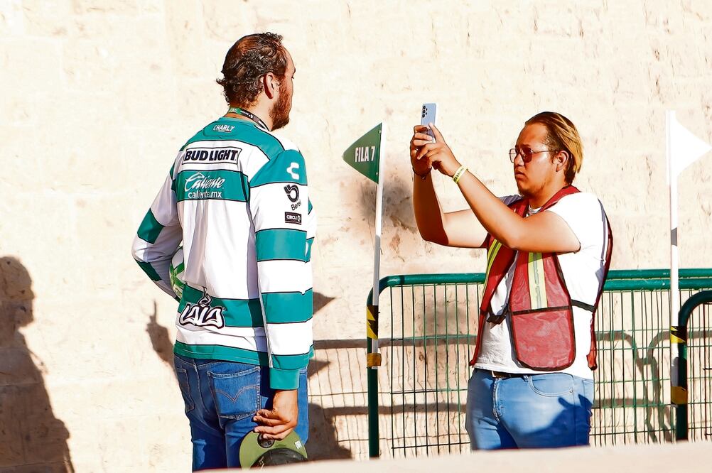 El sistema identifica datos de varios países.