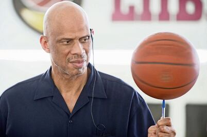 Ex NBA serán condecorados