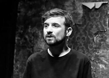 Jesús Zavala hace catarsis en teatro