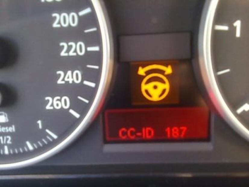 ¿Qué significan las luces del tablero de tu coche?