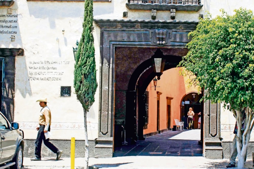 La sentencia no invalida las designaciones de Eruviel Ávila, pero ordena al actual gobernador a tratar con igualdad a la aspirante que promovió amparo. Foto: ARCHIVO EL UNIVERSAL