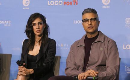 Jaime Camil y Sandra Echeverría tratan problemas con comedia