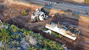 Se vuelcan cuatro pipas en cinco días
