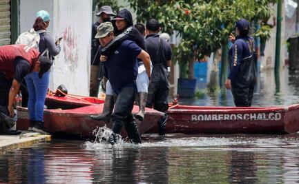 "Hoy está peor que antes": vecinos de Chalco llevan 13 días bajo el agua; lluvia no permite que nivel baje