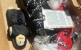 Decomisan muñecos vudú en aduana de Guadalajara con destino a Bolivia; ocultaban 2.5 kilos de semillas de cannabis