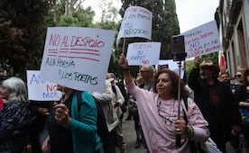 Llaman a segunda protesta en Casa del Poeta; habrá maratón de lectura de López Velarde