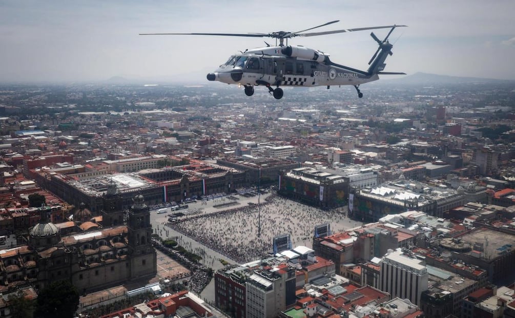Sobrevuelo de helicópteros de la Fuerza Aérea Mexicana y la Guardia Nacional durante el Desfile Cívico Militar de la Independencia (16/09/2026). Foto: Diego Simón Sánchez / EL UNIVERSAL