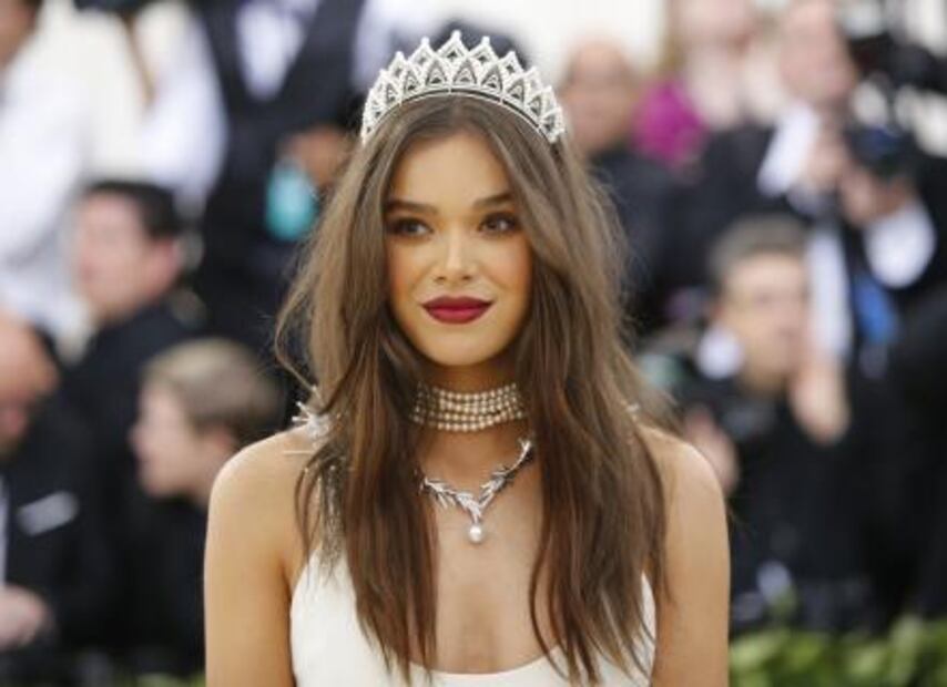 Tocados, el accesorio que triunfó en la noche de la MET Gala 2018