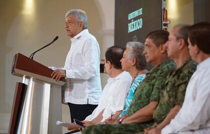 AMLO descarta reforzar su seguridad tras amenazas del Cártel Santa Rosa de Lima