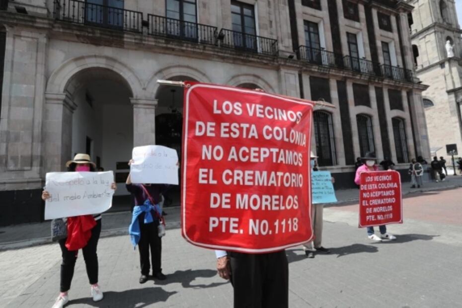 Hartos del olor fétido, vecinos de San Bernardino se manifiestan contra crematorio de la zona