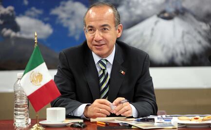 Falso que haya donativos no identificados en México Libre: Calderón al INE