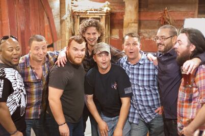 Con la mirada puesta en la realidad