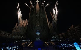 El Papa elogia la Sagrada Familia y la define como una obra maestra de “piedras, colores y luz”