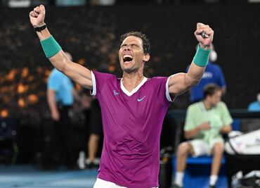 Rafael Nadal conquista el Australia Open tras vencer en un largo juego a Daniil Medvedev