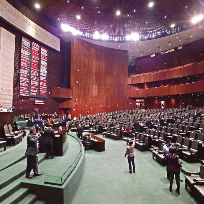 Escuchan voces. La Cámara de Diputados iniciará el próximo 8 de enero la última ronda de debates sobre la Guardia Nacional. ARCHIVO EL UNIVERSAL